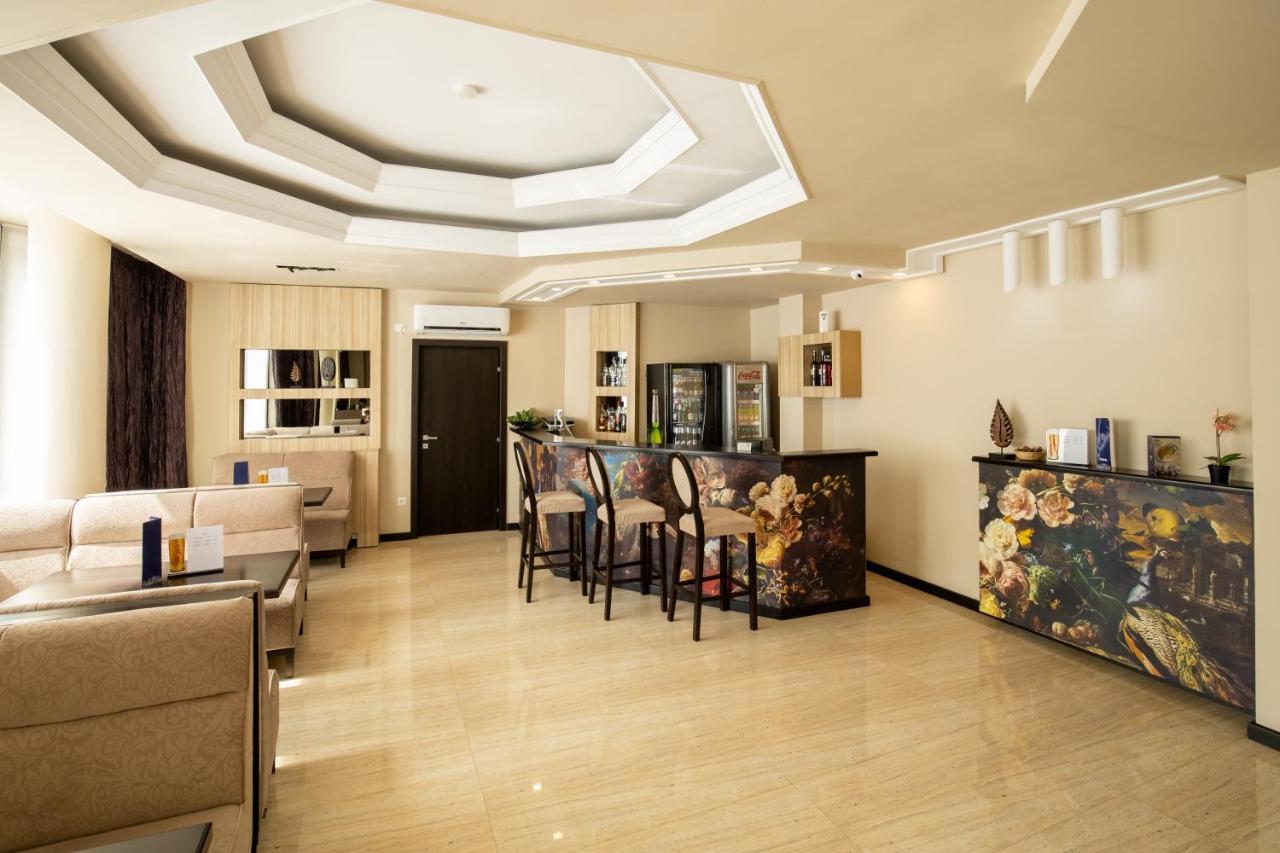 Hotel Alex Galati  Bagian luar foto